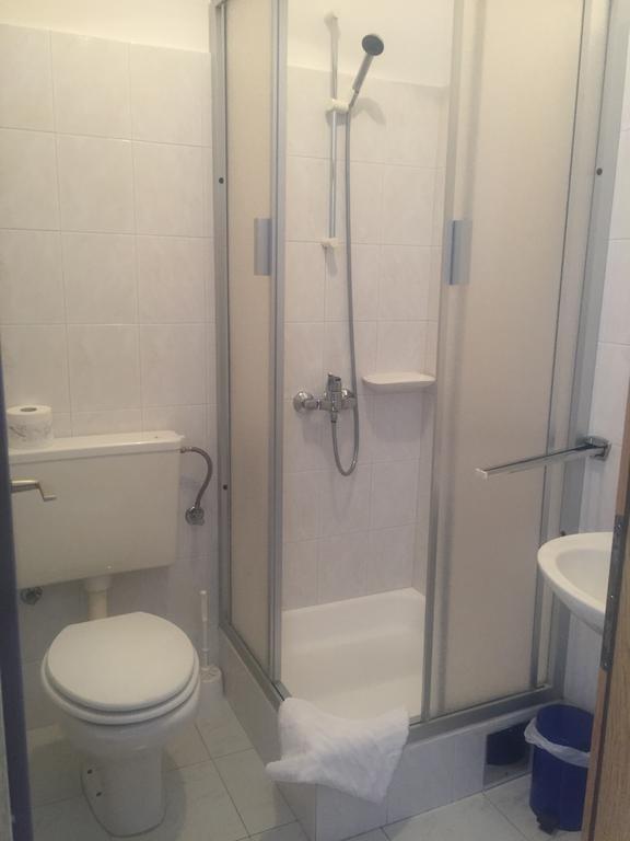 Studio Apartmani Topic Omiš Zewnętrze zdjęcie